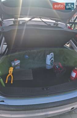 Хэтчбек Ford Focus 2005 в 