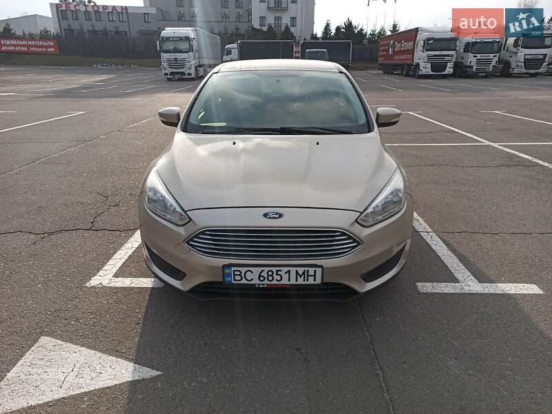 Седан Ford Focus 2017 в Мостиске