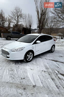 Хэтчбек Ford Focus 2013 в Ромнах