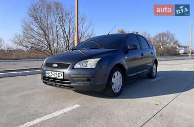 Хэтчбек Ford Focus 2006 в Новой Одессе