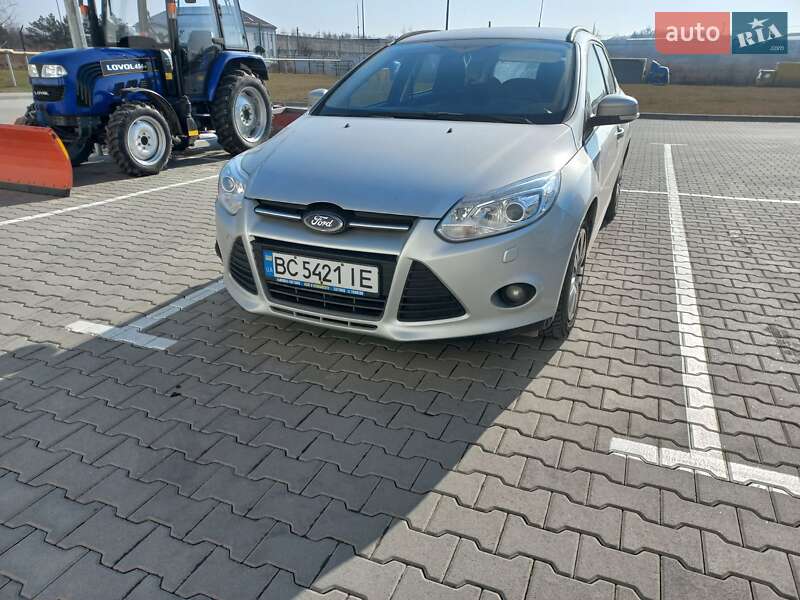 Универсал Ford Focus 2012 в 