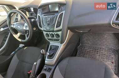Универсал Ford Focus 2012 в 