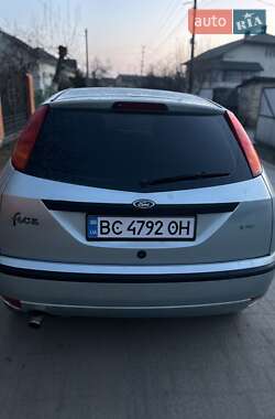 Хетчбек Ford Focus 2004 в Буську