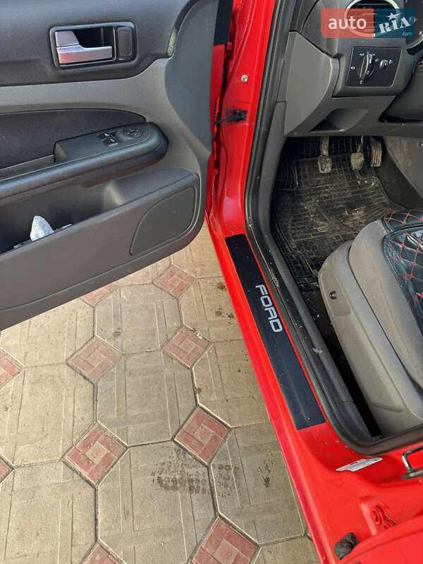 Универсал Ford Focus 2006 в Кролевце фото 9 Универсал Ford Focus 2006 в Кролевце