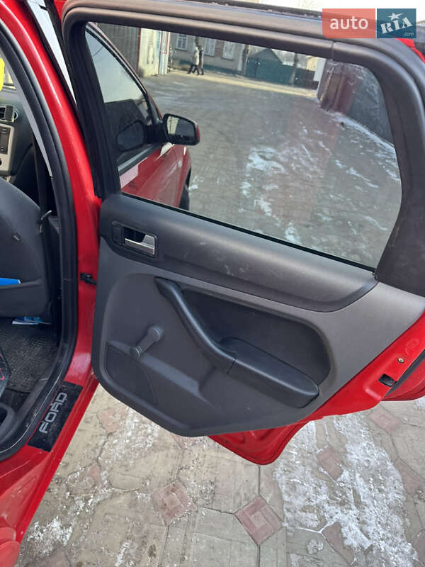 Универсал Ford Focus 2006 в Кролевце фото 16 Универсал Ford Focus 2006 в Кролевце