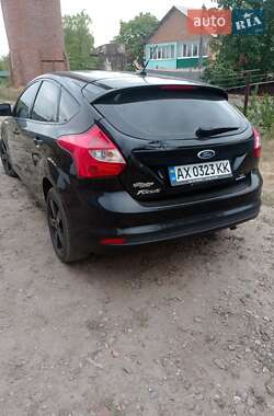 Хетчбек Ford Focus 2014 в Безлюдівці