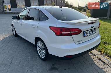 Седан Ford Focus 2017 в 