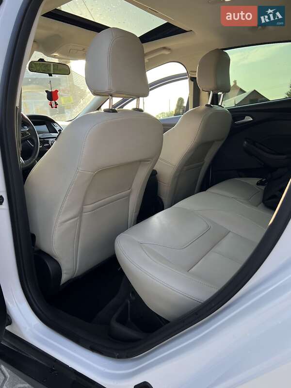 Седан Ford Focus 2017 в Львове фото 12 Седан Ford Focus 2017 в Львове