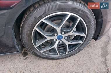 Седан Ford Focus 2017 в 