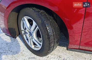 Седан Ford Focus 2020 в 