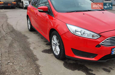 Хетчбек Ford Focus 2016 в 