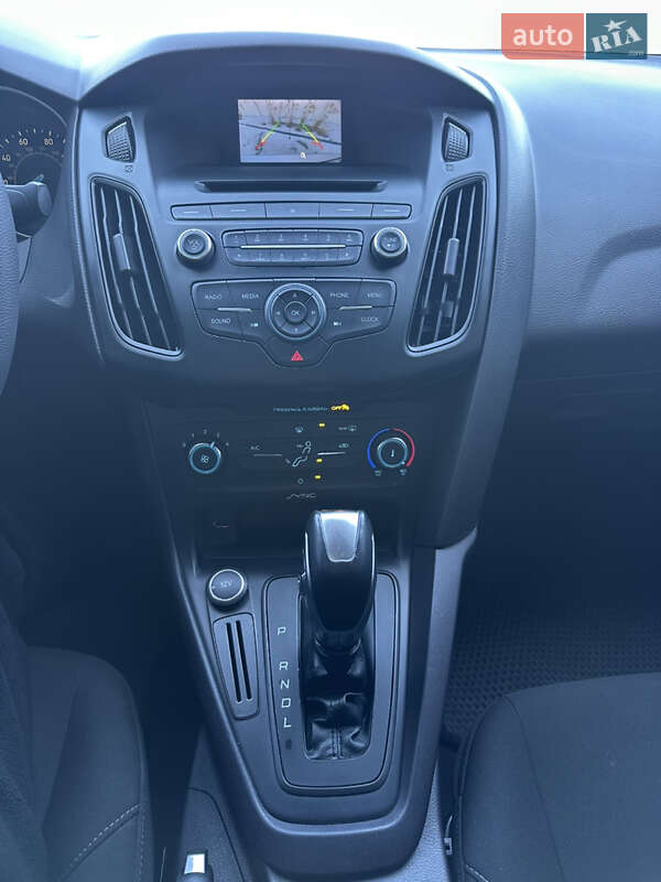 Седан Ford Focus 2015 в Луцке