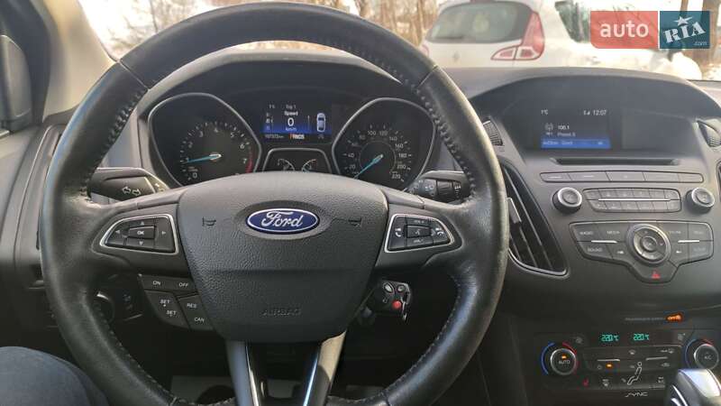 Хетчбек Ford Focus 2016 в Тернополі