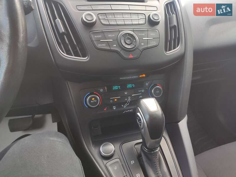 Хетчбек Ford Focus 2016 в Тернополі