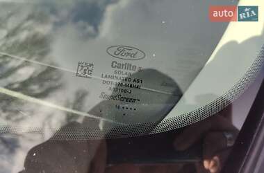Хэтчбек Ford Focus 2016 в 