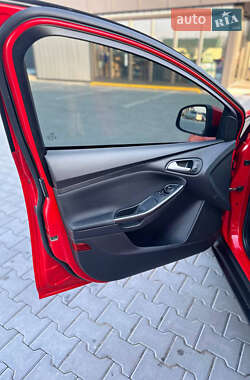 Универсал Ford Focus 2015 в 