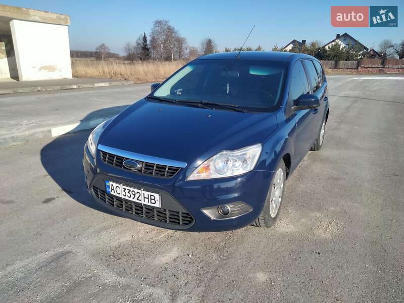 Универсал Ford Focus 2010 в 