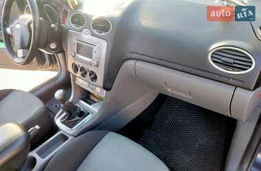 Универсал Ford Focus 2010 в 