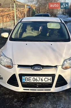 Седан Ford Focus 2011 в 