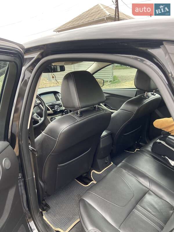 Седан Ford Focus 2012 в Каменском фото 5 Седан Ford Focus 2012 в Каменском
