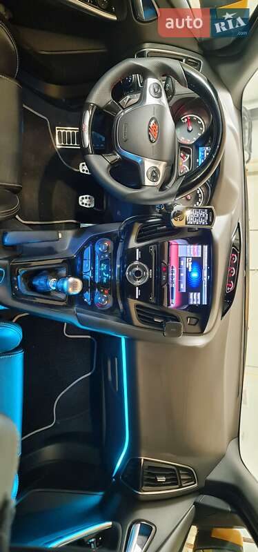 Хэтчбек Ford Focus 2013 в Киеве фото 60 Хэтчбек Ford Focus 2013 в Киеве