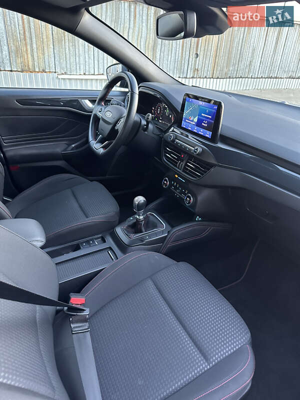 Хетчбек Ford Focus 2020 в Нововолинську