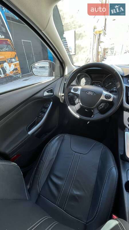 Седан Ford Focus 2013 в Киеве