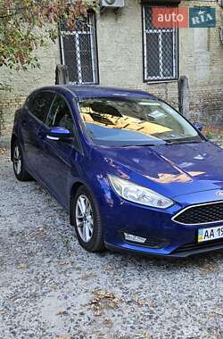 Хэтчбек Ford Focus 2016 в 