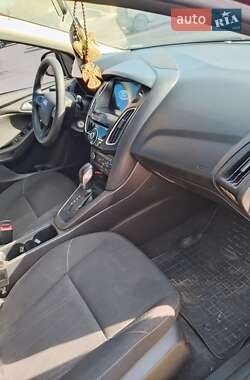 Хэтчбек Ford Focus 2017 в 