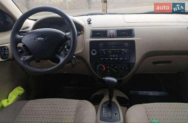 Седан Ford Focus 2007 в Львове