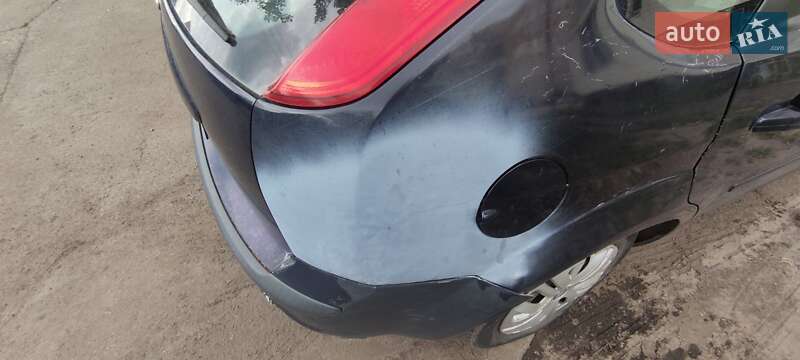 Хэтчбек Ford Focus 2007 в Киеве