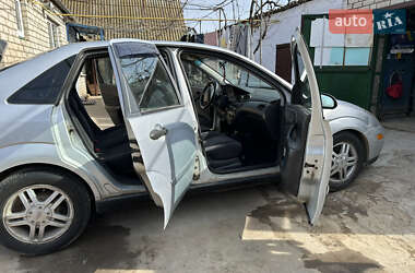 Седан Ford Focus 2001 в 
