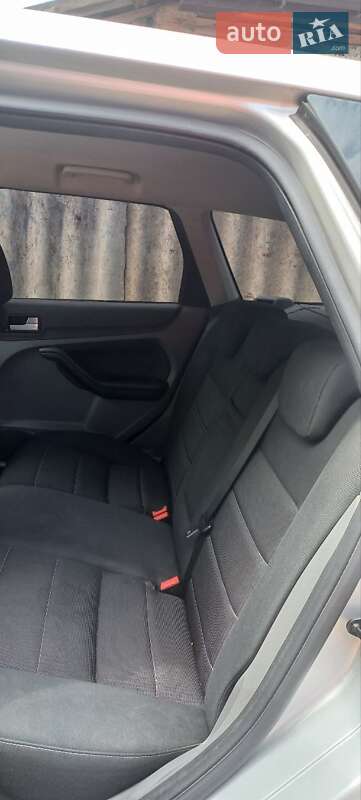 Універсал Ford Focus 2008 в Одесі