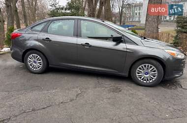 Седан Ford Focus 2017 в 
