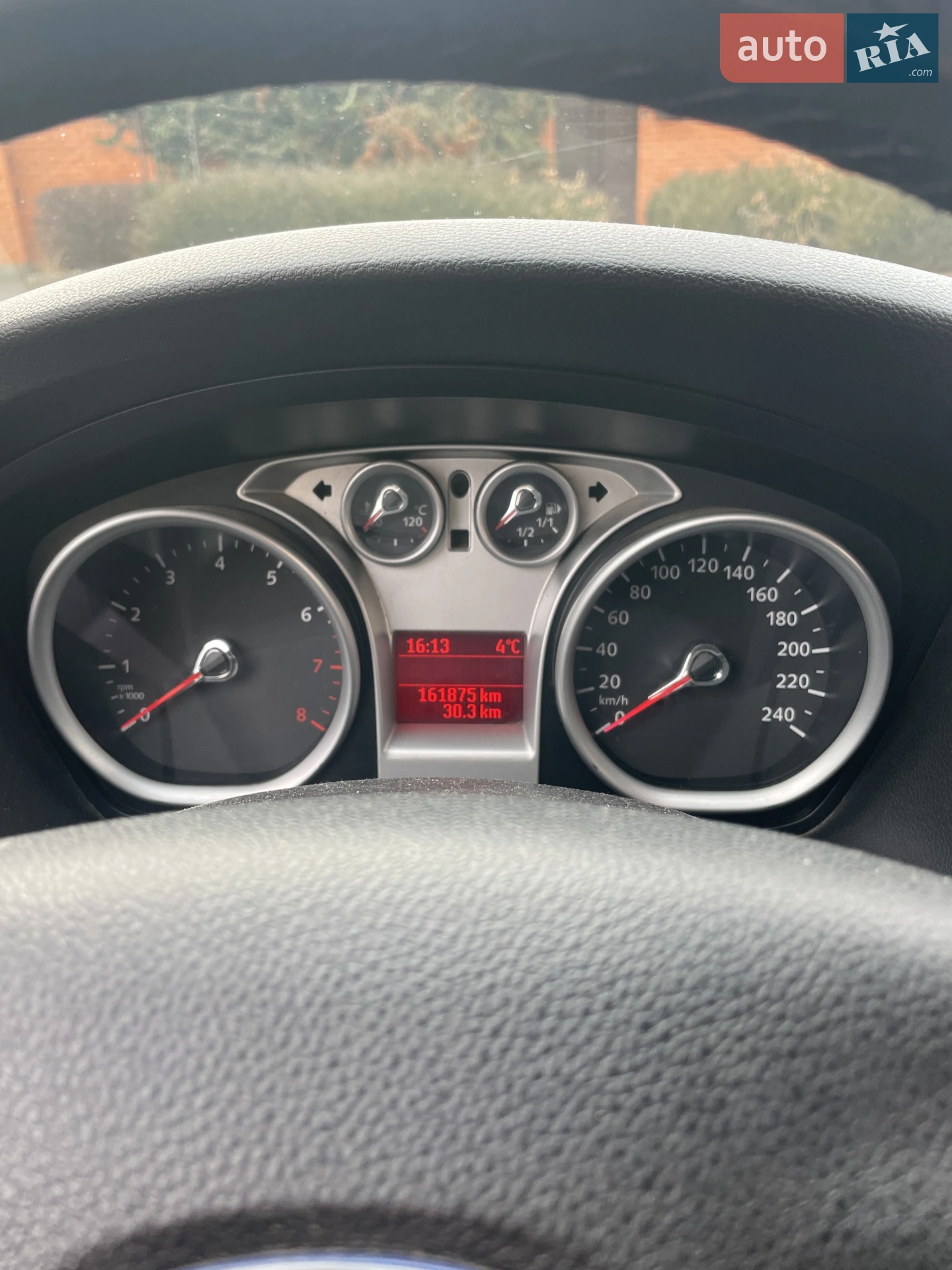 2010 Ford Focus - мініатюра 4