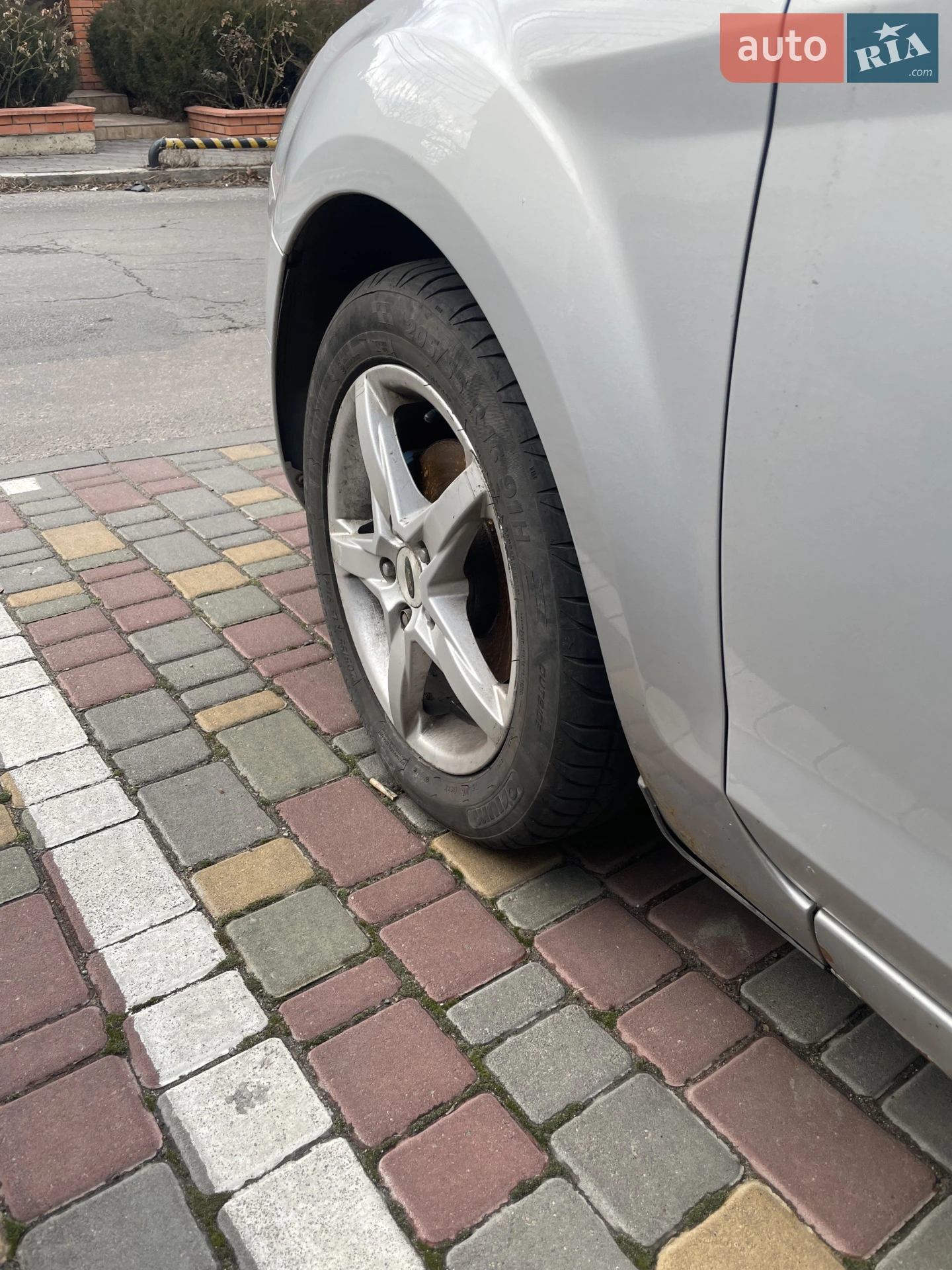2010 Ford Focus - мініатюра 6