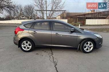 Хэтчбек Ford Focus 2014 в 