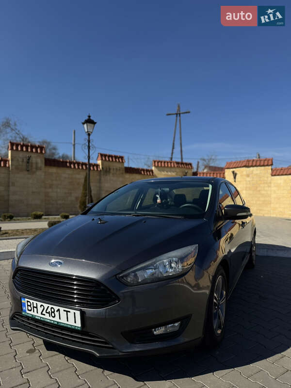 Седан Ford Focus 2017 в Одессе