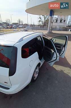 Универсал Ford Focus 2010 в 