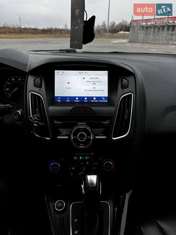 Хэтчбек Ford Focus 2015 в Львове