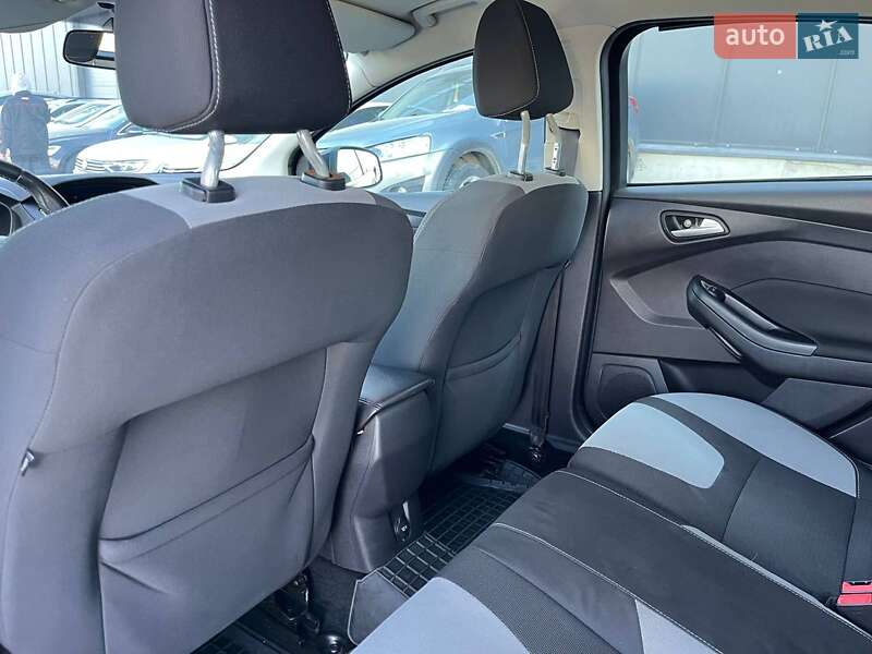 Хэтчбек Ford Focus 2013 в Львове