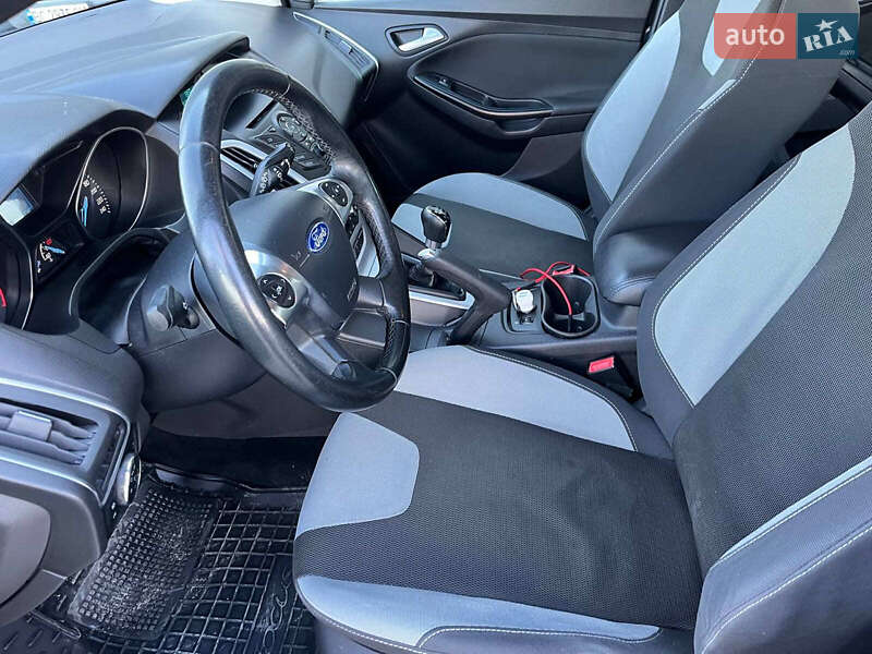Хэтчбек Ford Focus 2013 в Львове