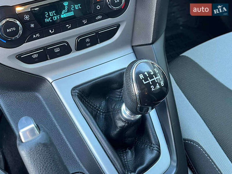 Хэтчбек Ford Focus 2013 в Львове