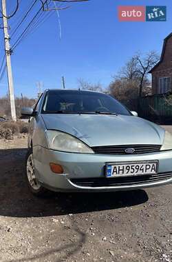 Хэтчбек Ford Focus 1999 в Славянске