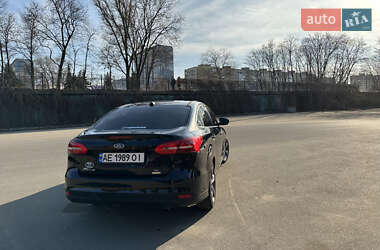 Седан Ford Focus 2018 в Дніпрі