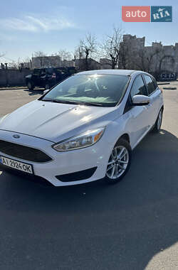 Хэтчбек Ford Focus 2015 в Киеве