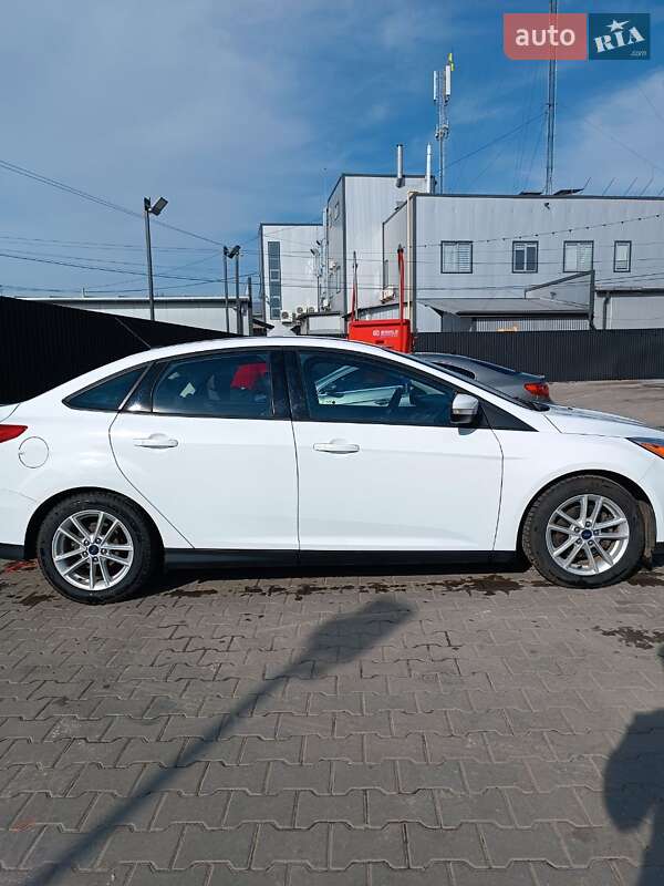 Седан Ford Focus 2017 в Львове
