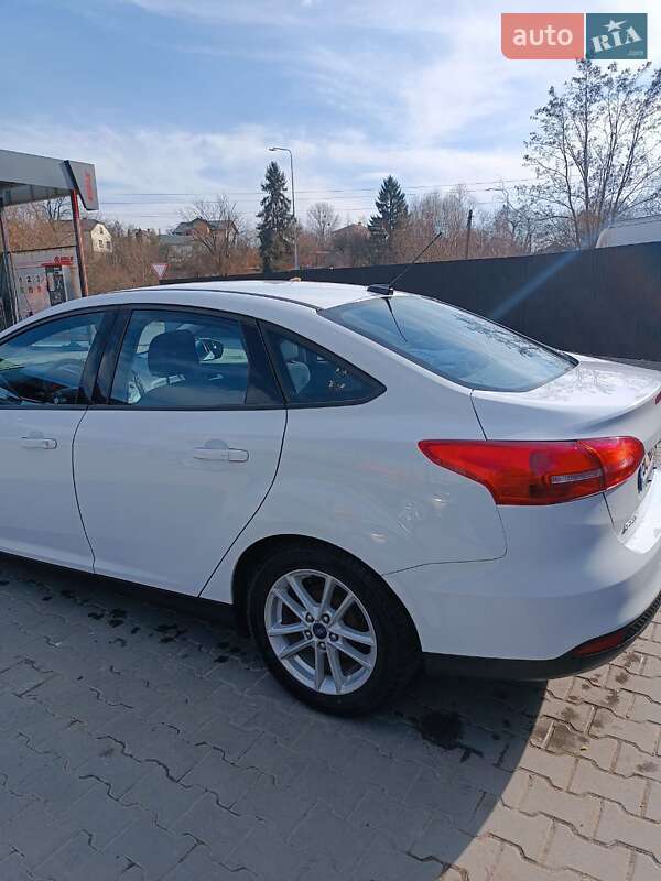 Седан Ford Focus 2017 в Львове