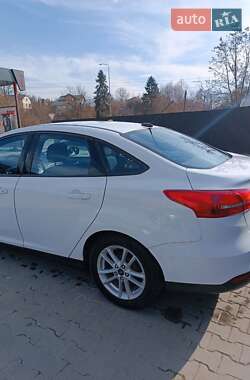 Седан Ford Focus 2017 в 