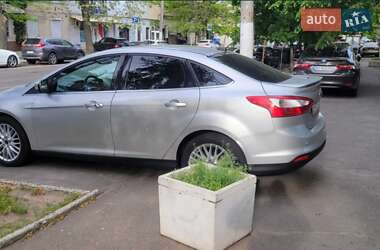 Седан Ford Focus 2014 в 